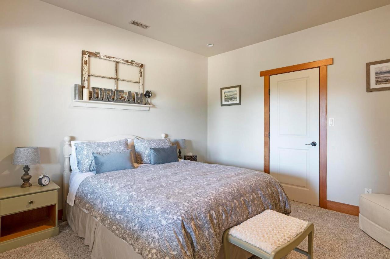 Shawnigan Hills Guest Suite Shawnigan Lake Eksteriør billede